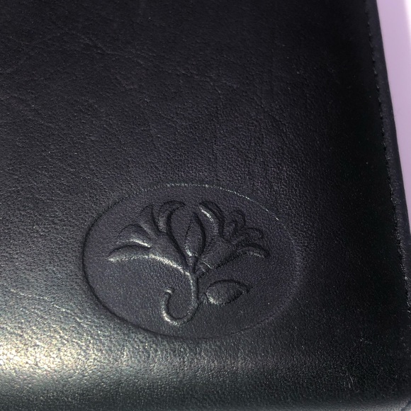 Buxton leather wallet with snap and zip closures - Picture 4 of 9